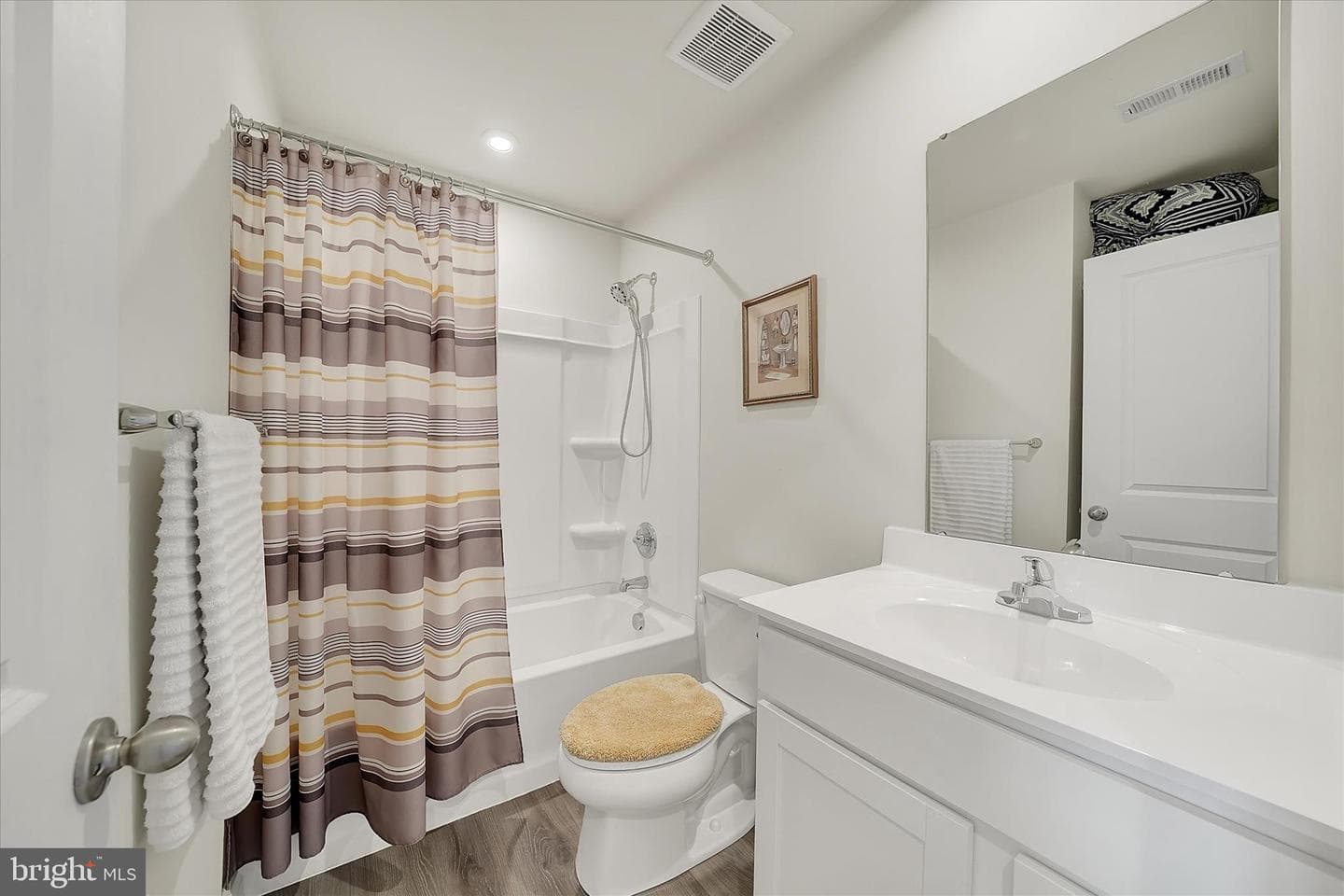 222 Hamilton Lane photo 19