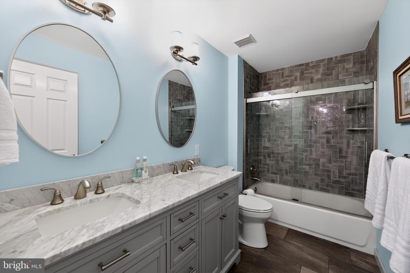 531 Beaumont Circle photo 40