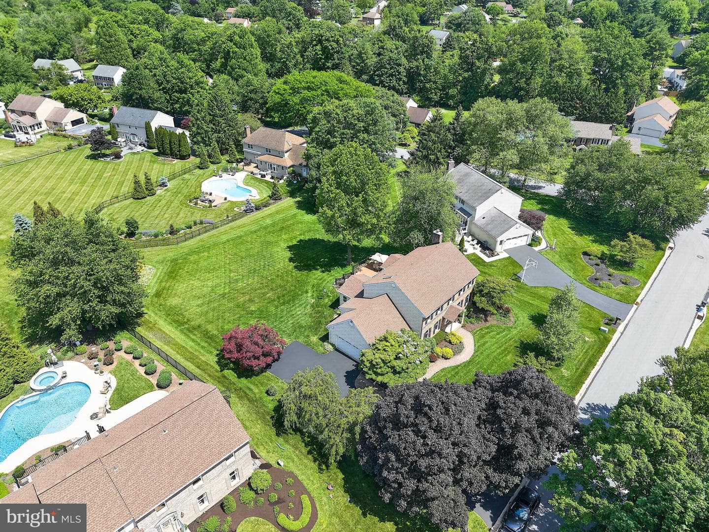 531 Beaumont Circle photo 55