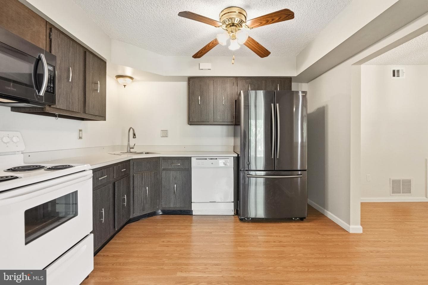 142 Harvest Lane #214 photo 14