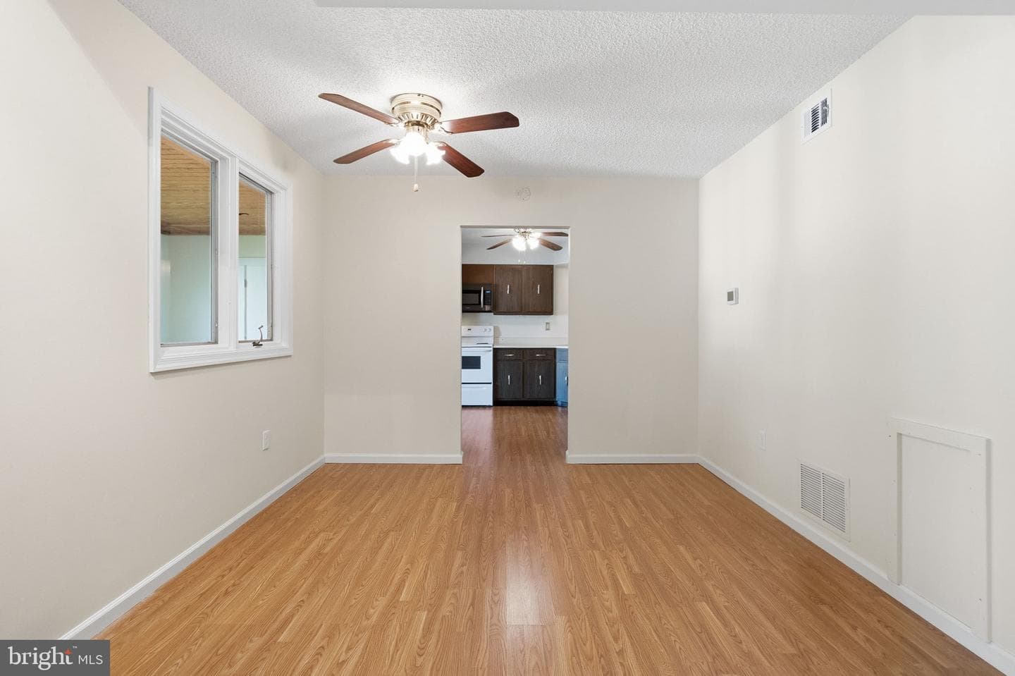 142 Harvest Lane #214 photo 8