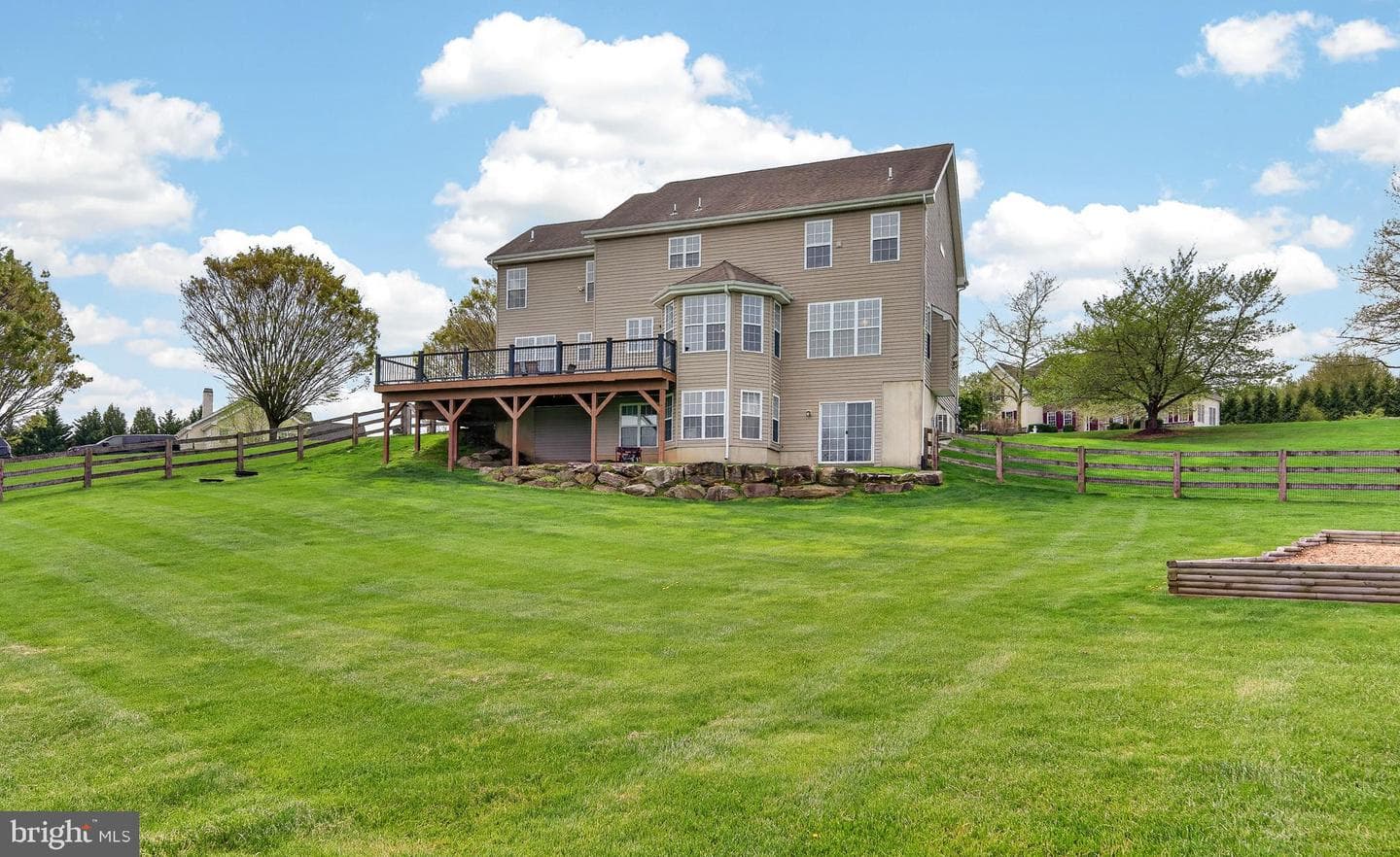 401 Bobs Lane photo 43