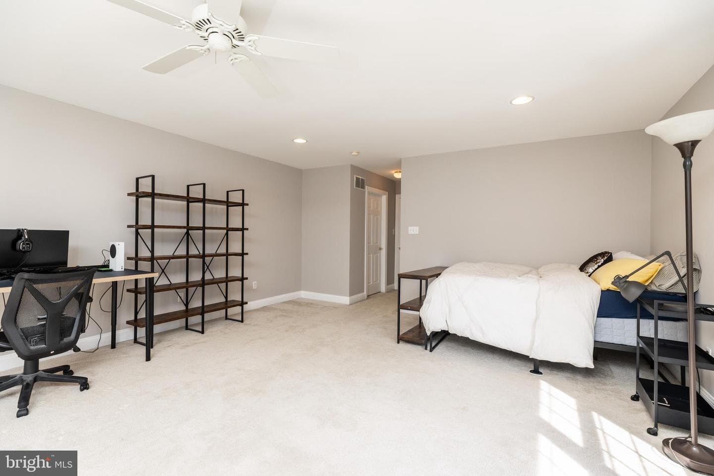 14 Maentel Drive photo 34