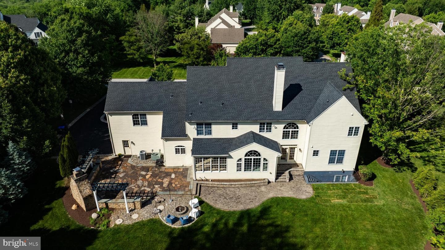 14 Maentel Drive photo 59