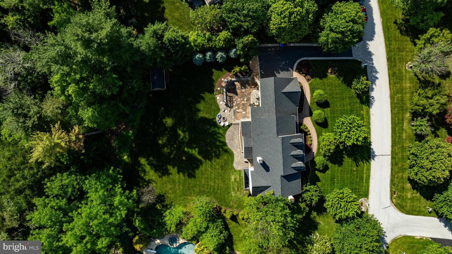 14 Maentel Drive photo 61