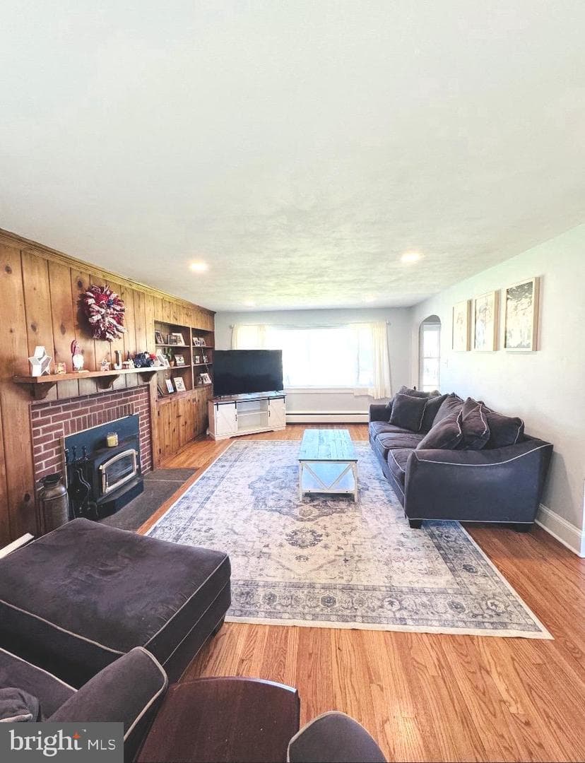 251 W Locust Street photo 6