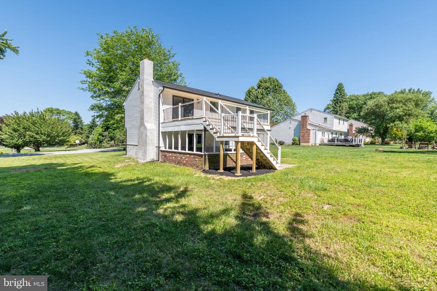 1005 Ericsson Drive photo 40