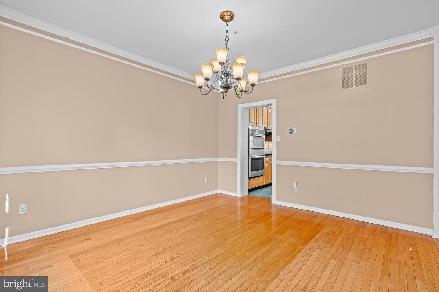 227 Silverbell Court photo 14