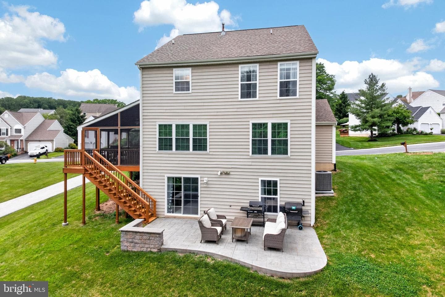 509 Larkins Bridge Drive photo 4