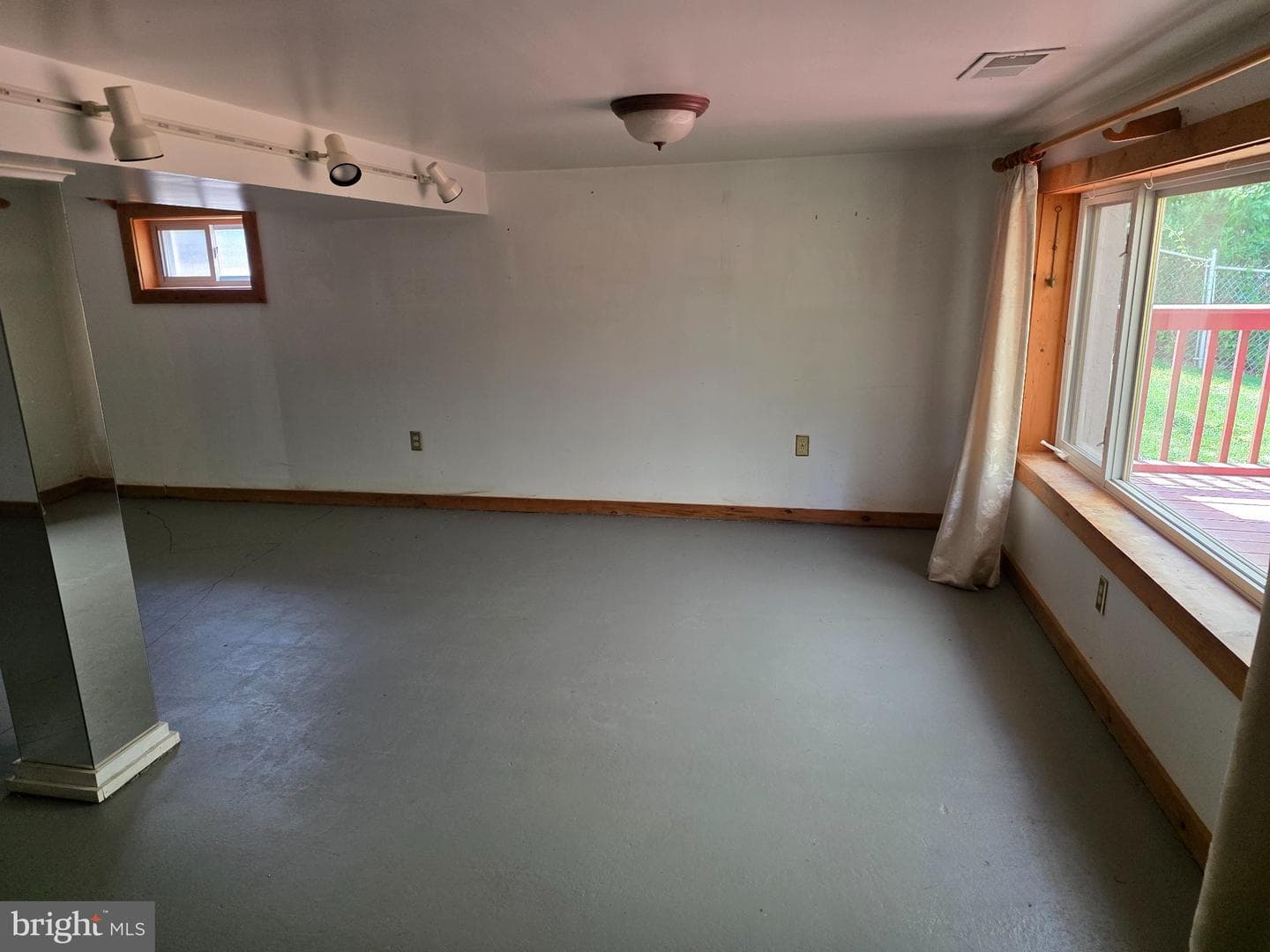 20 Karen Drive photo 19