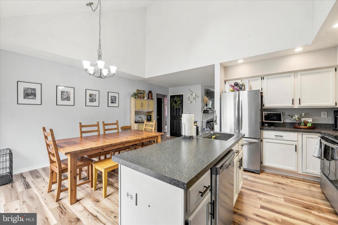 3601 Davis Court #3601 photo 10
