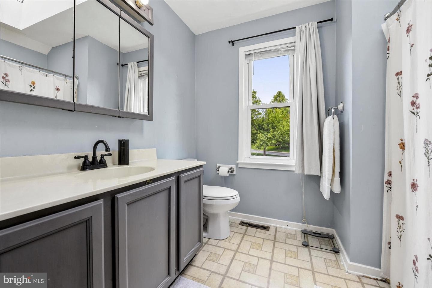 3601 Davis Court #3601 photo 18