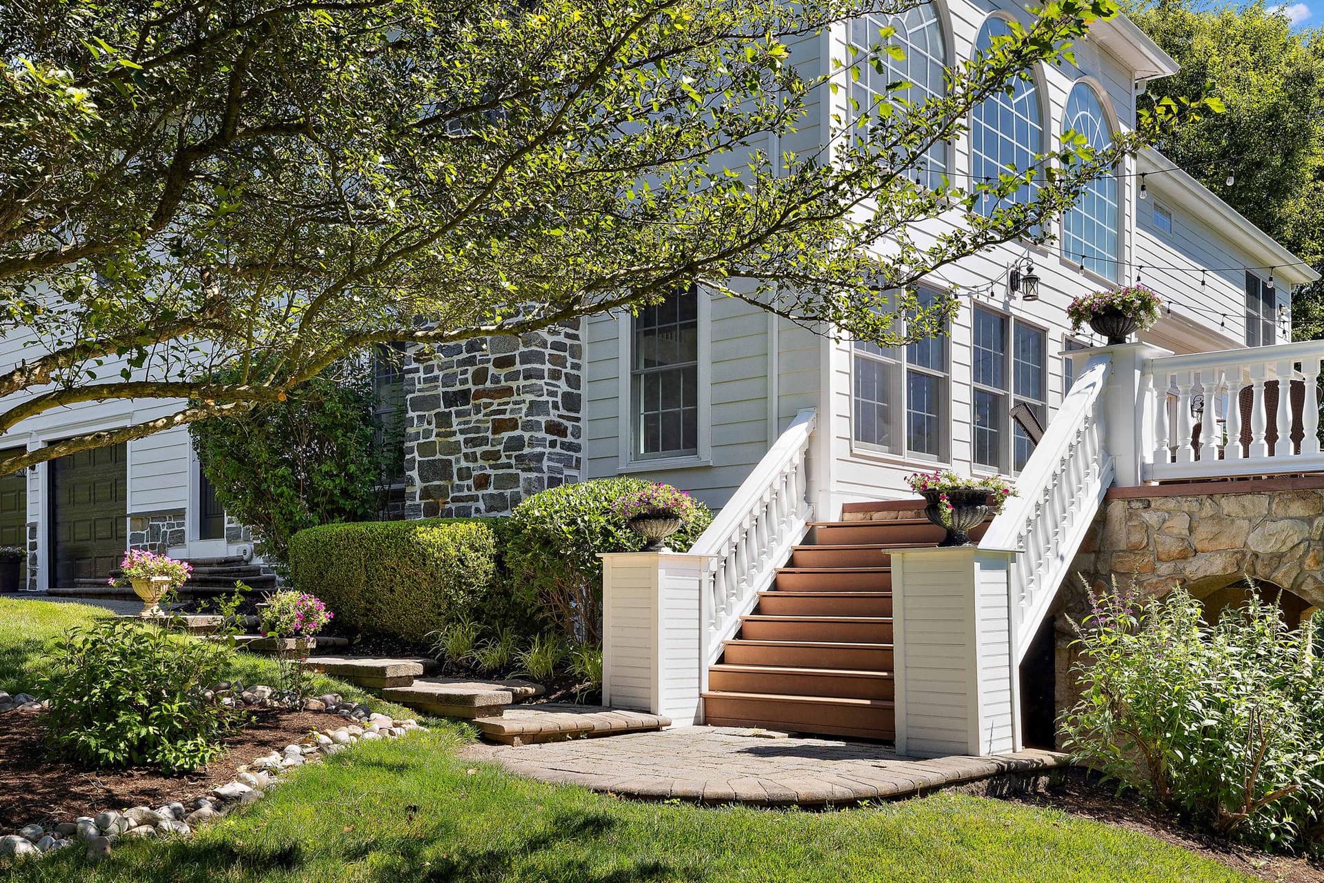 1670 Royal Berkshire Circle photo 45