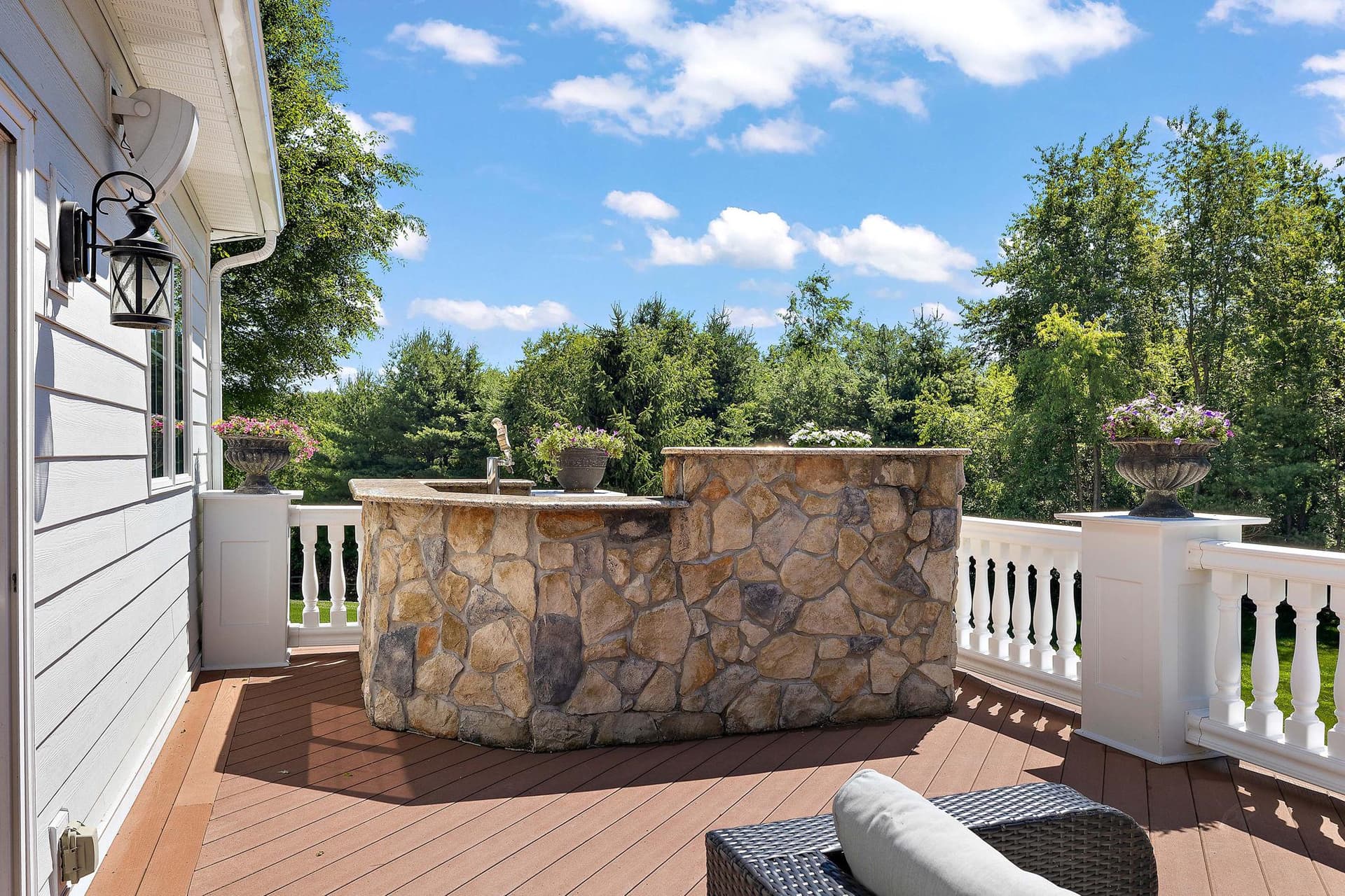 1670 Royal Berkshire Circle photo 47