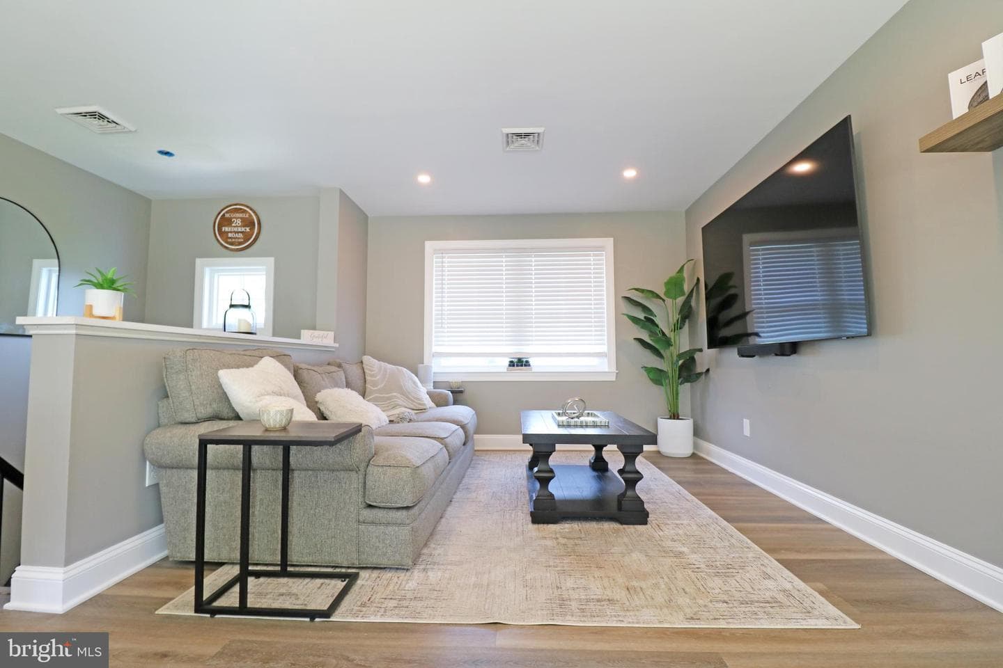 28 Frederick Road photo 8