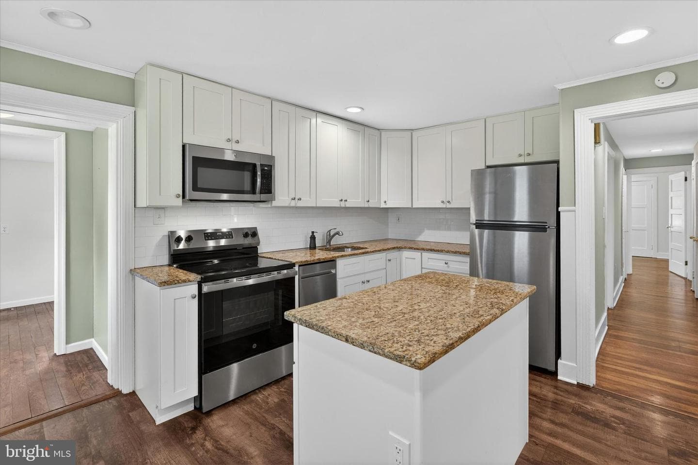 2680 Charlestown Road photo 11
