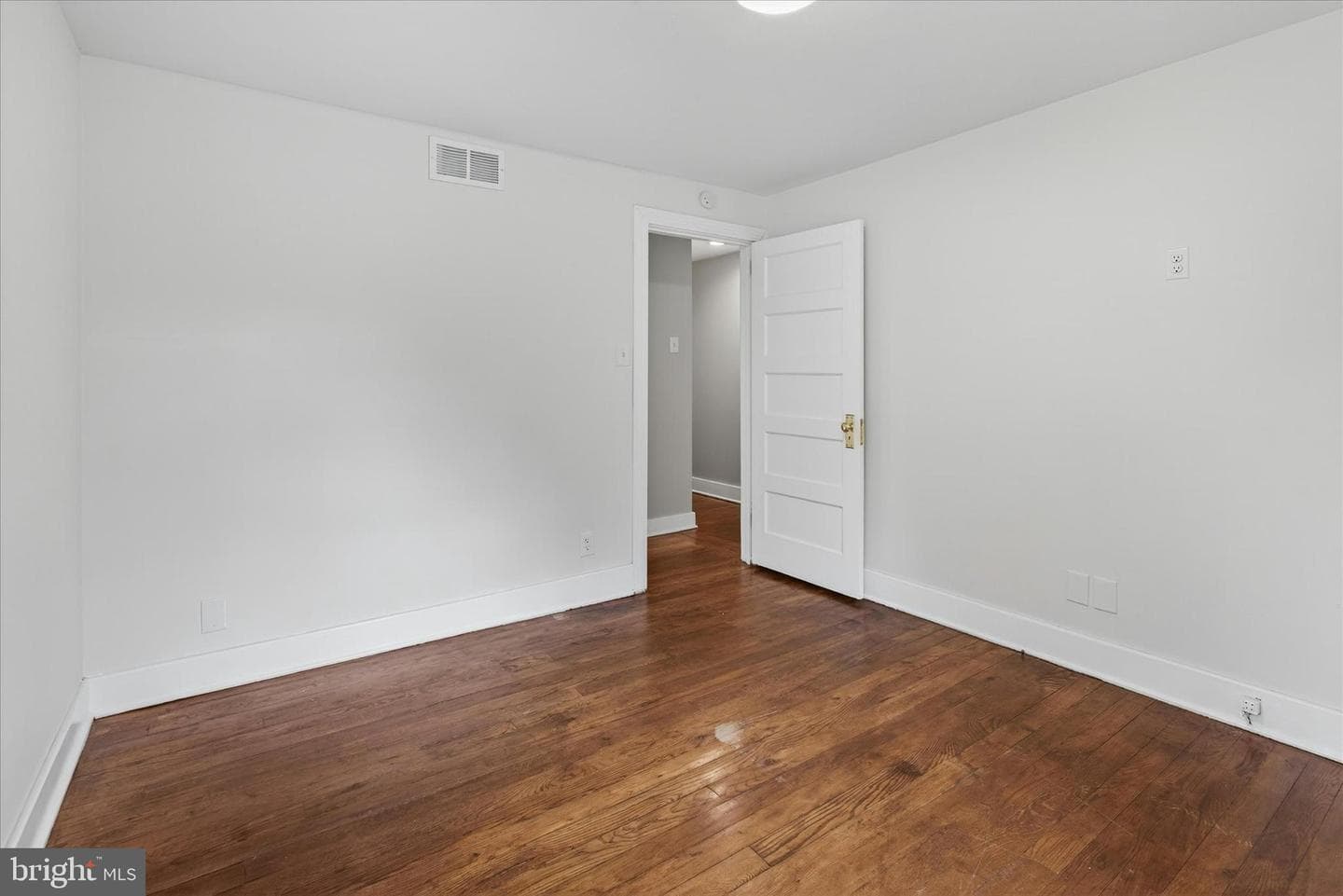 2680 Charlestown Road photo 21