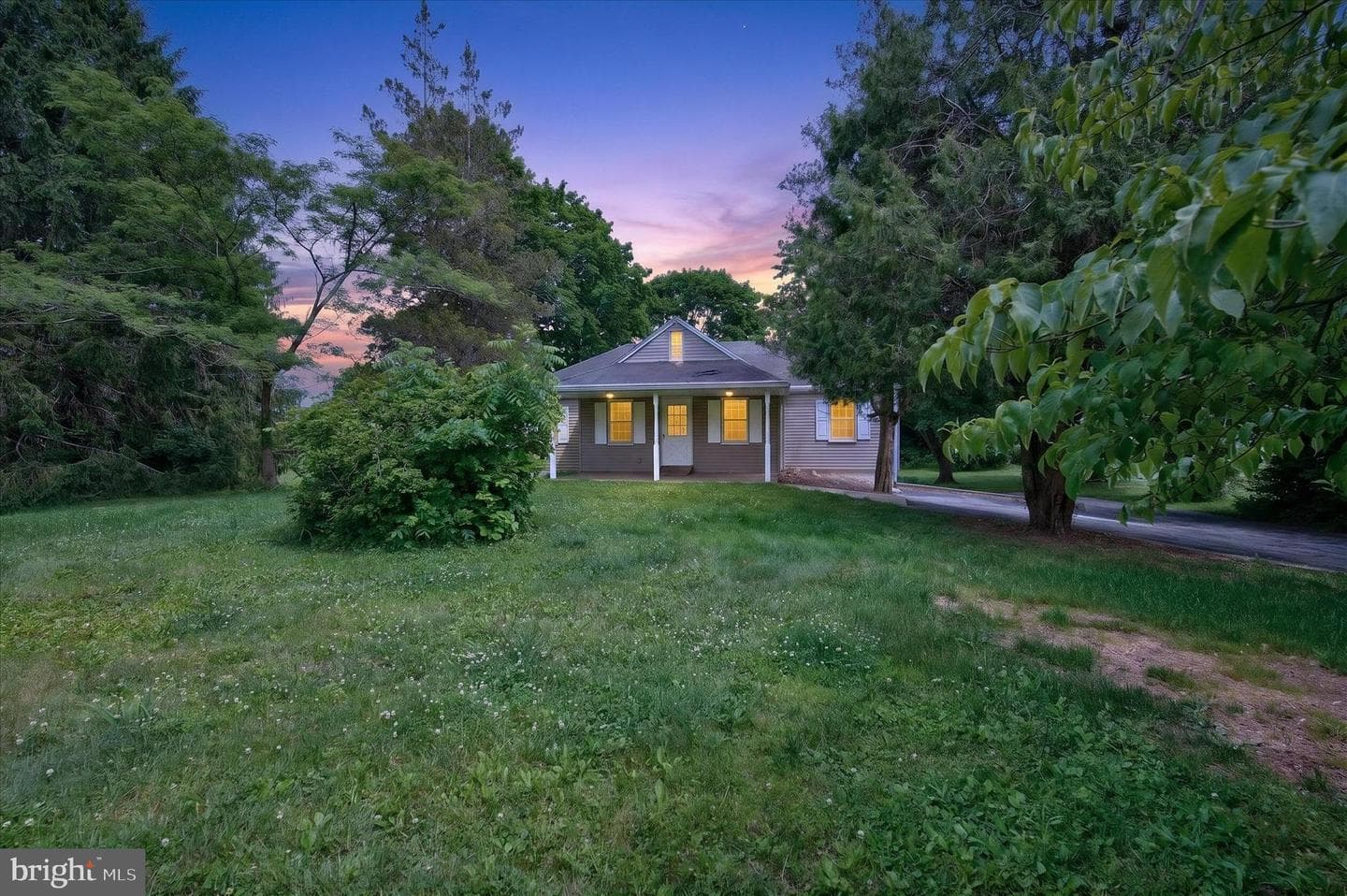 2680 Charlestown Road photo 34
