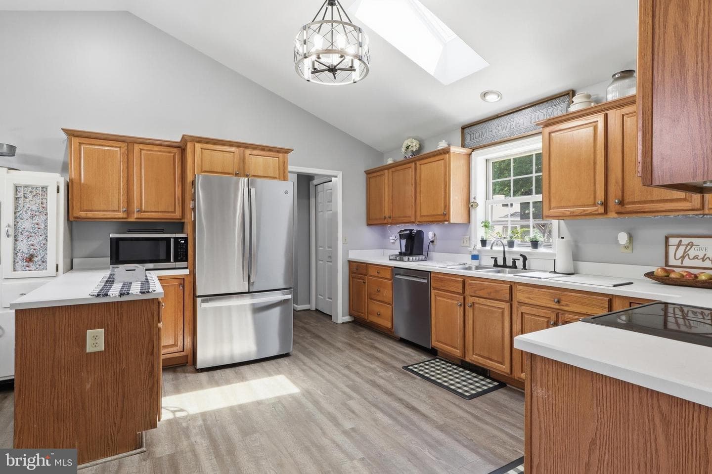 110 Pickering Lane photo 4