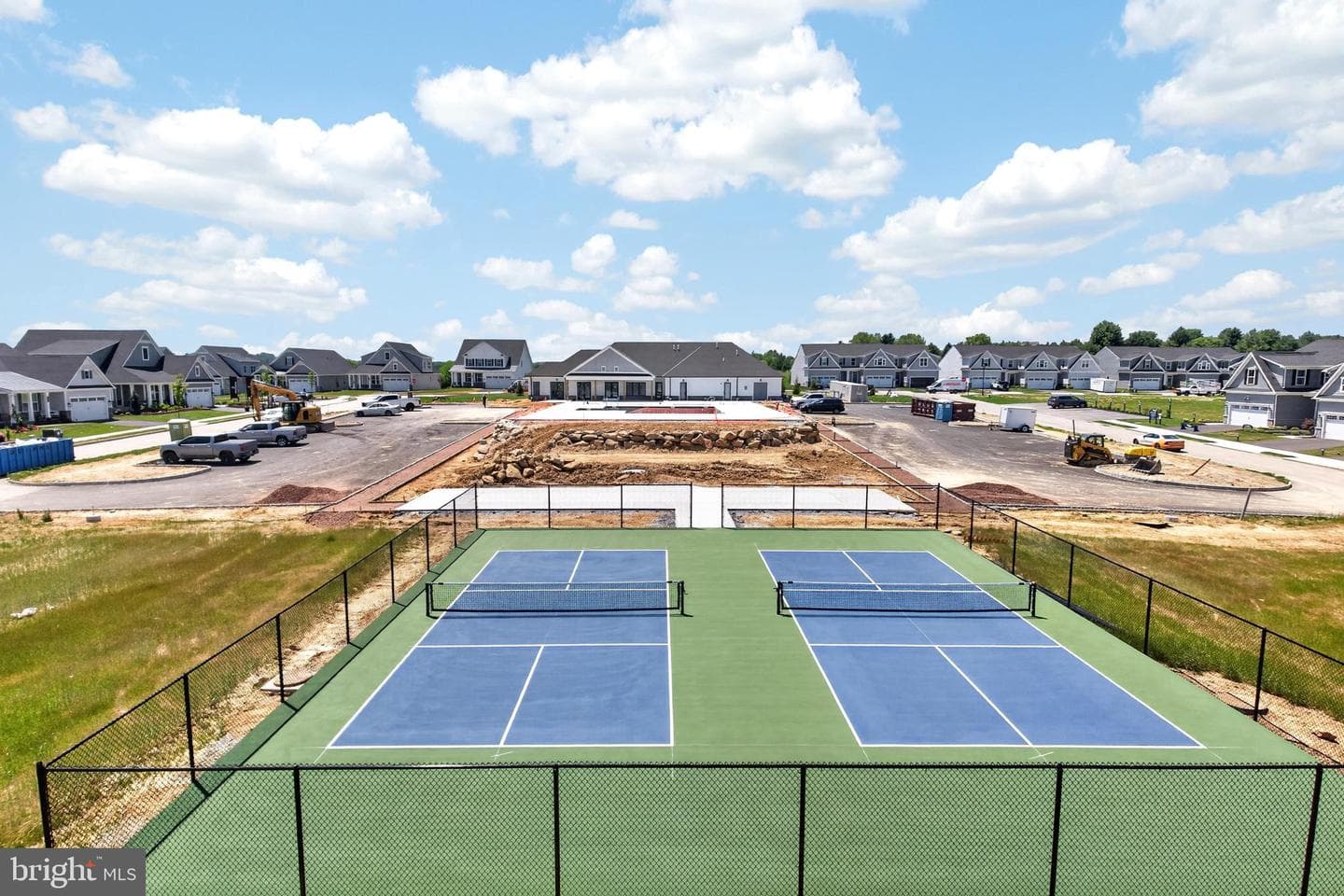 1458 Hydrangea Way photo 39