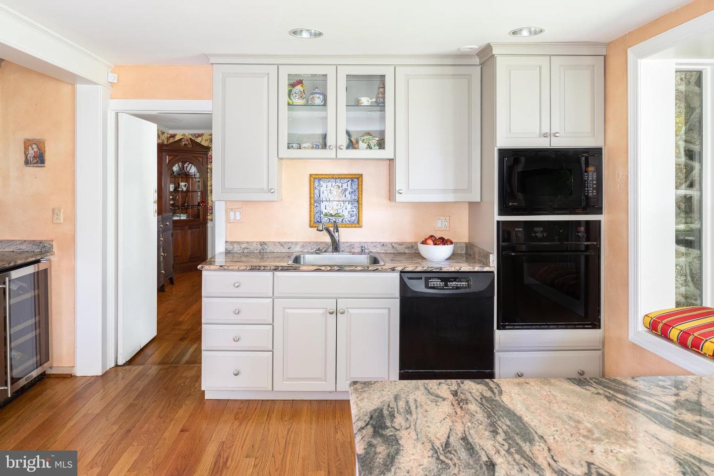 137 Davis Road photo 23