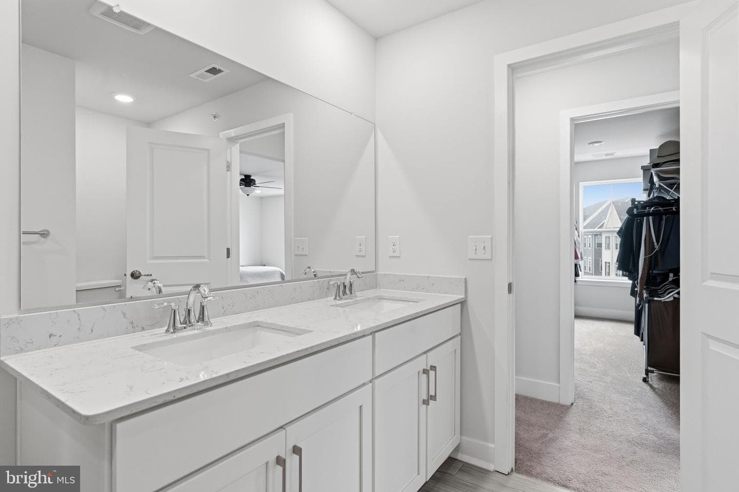 339 Foundry Street photo 34