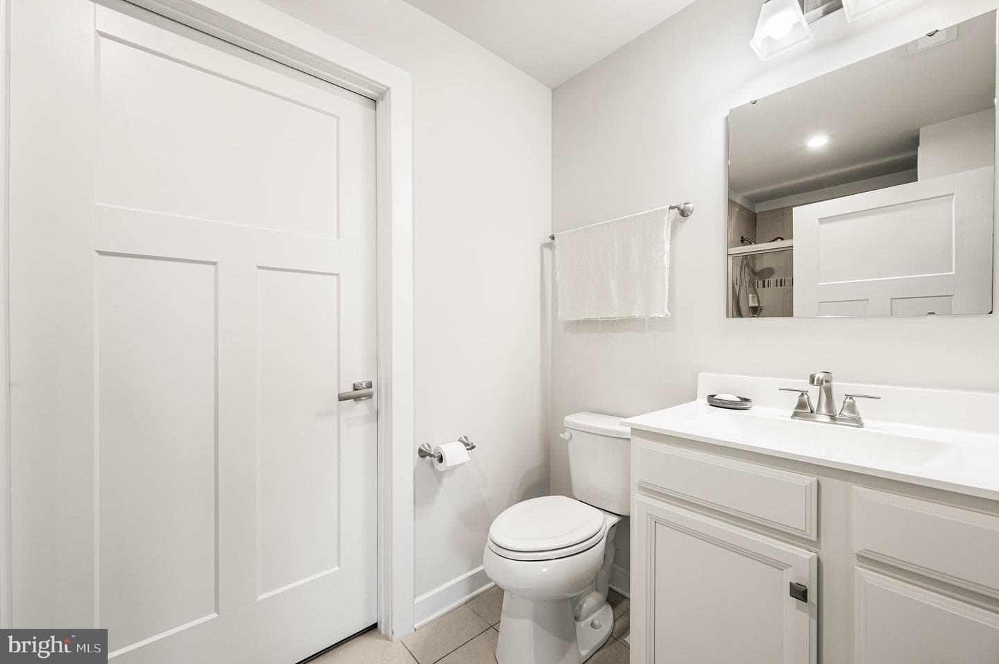 213 Folin Street photo 15