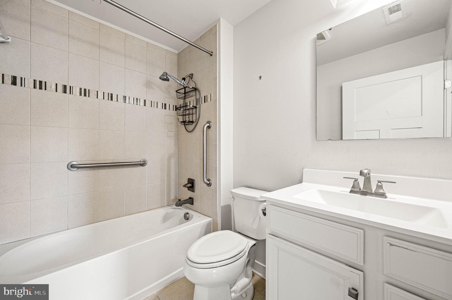 213 Folin Street photo 20