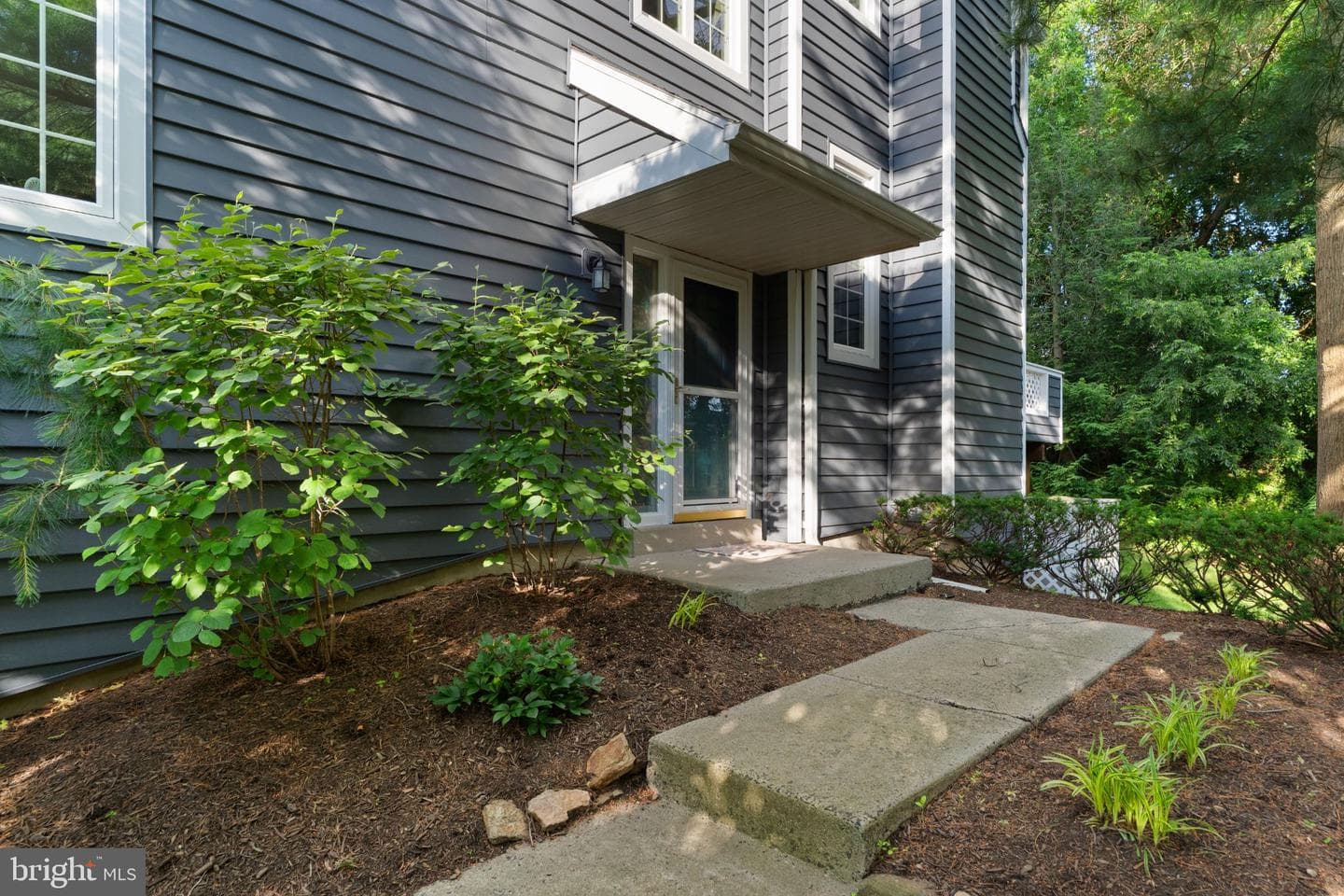 113 Whistling Swan Lane