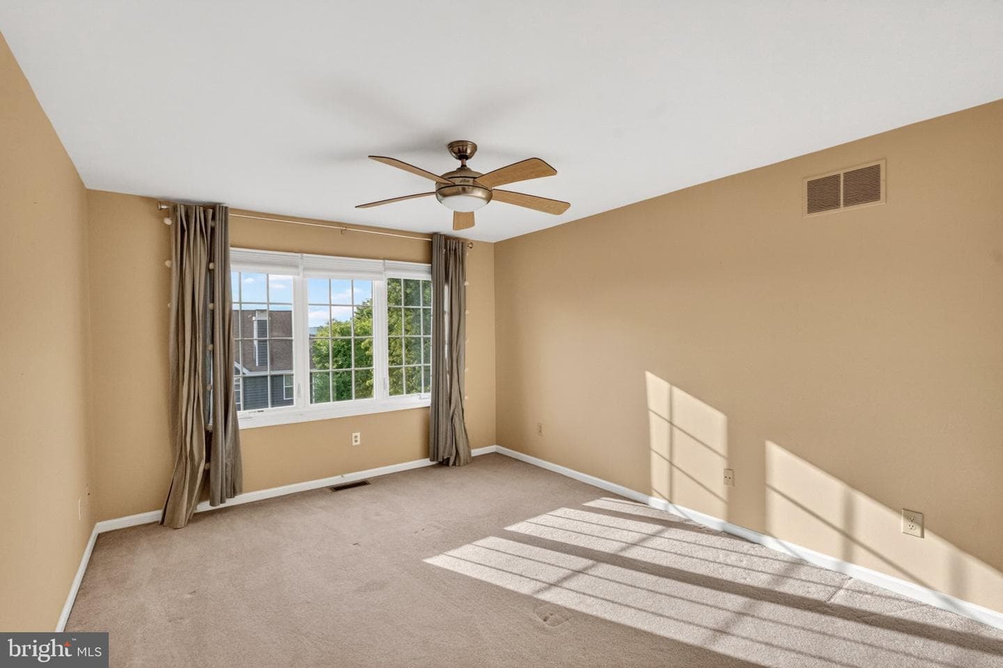 113 Whistling Swan Lane photo 27