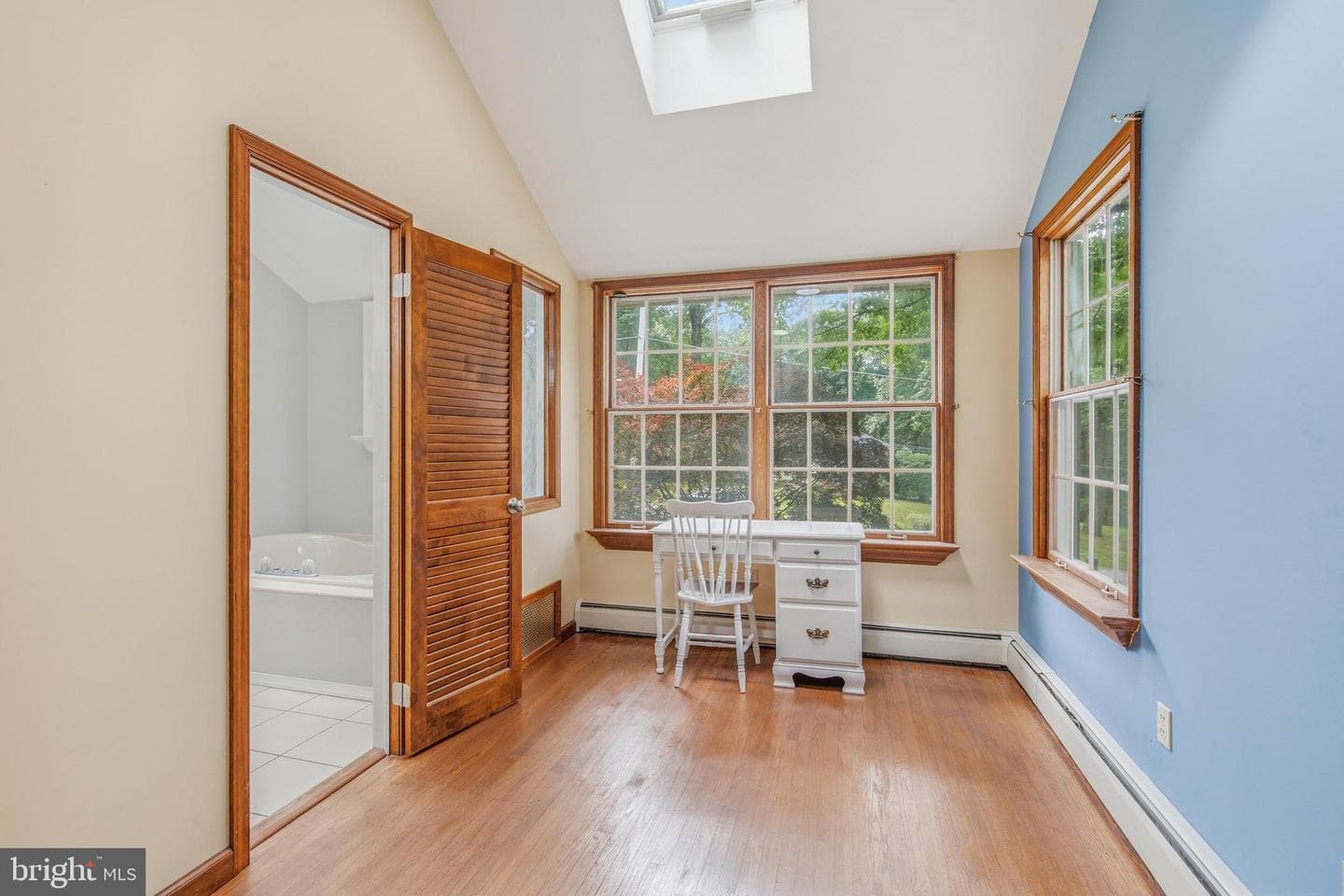 1023 Millstream Drive photo 24
