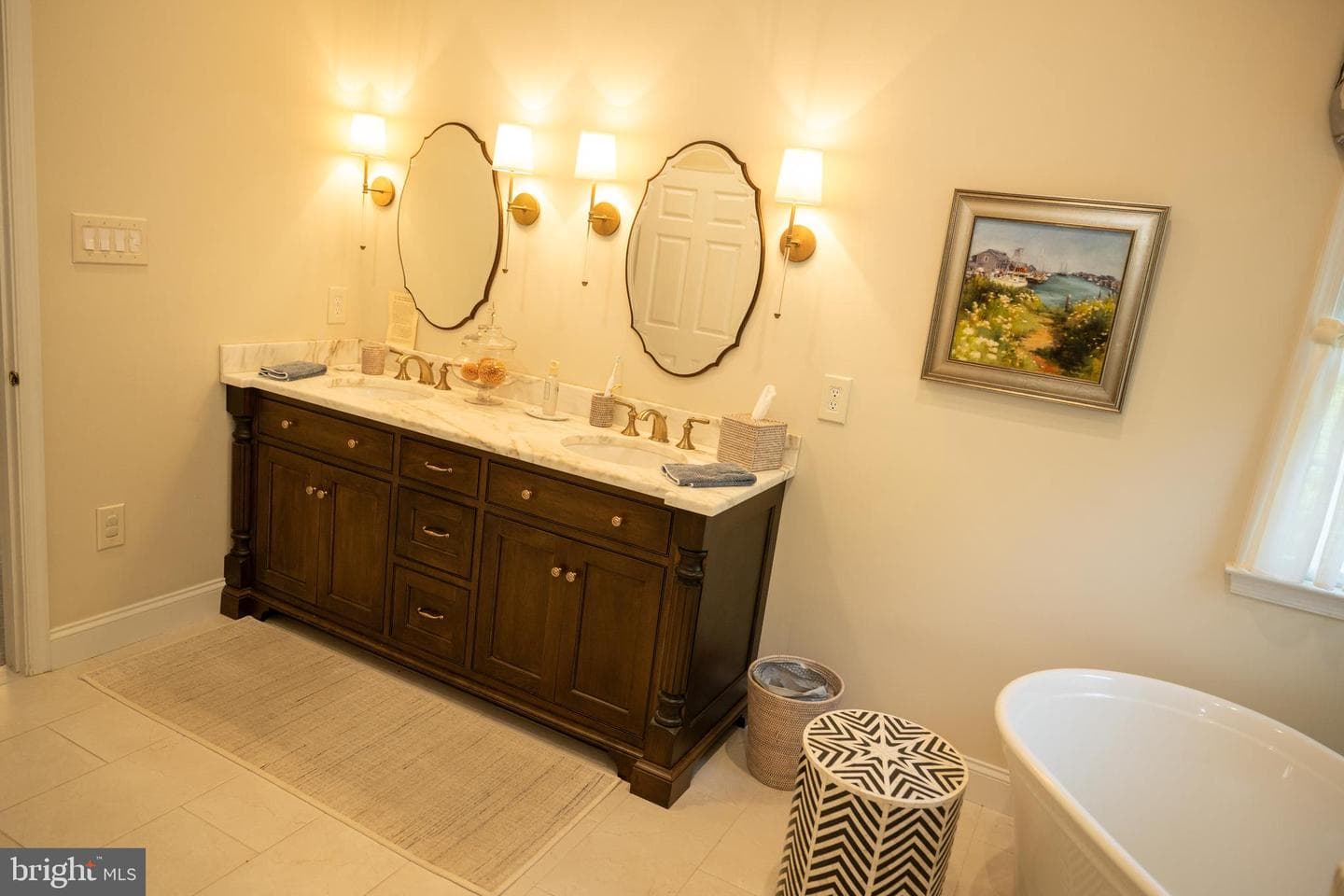 111 Sussex Road photo 15