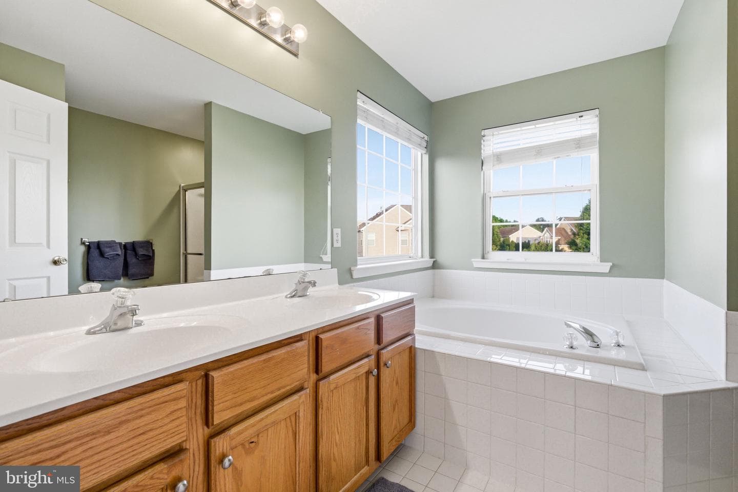520 Mystic Lane photo 39