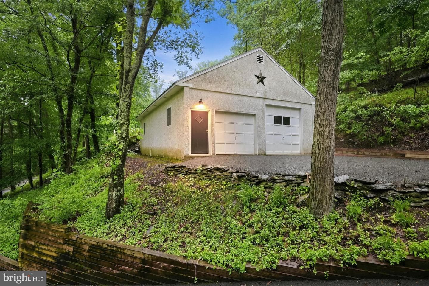 602 Grubbs Mill Rd, West Chester
