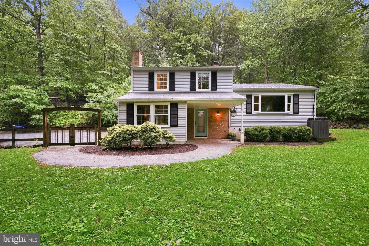 602 Grubbs Mill Rd, West Chester