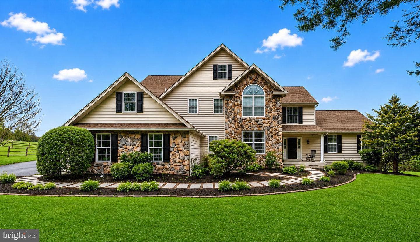592 W Creek Road, West Chester