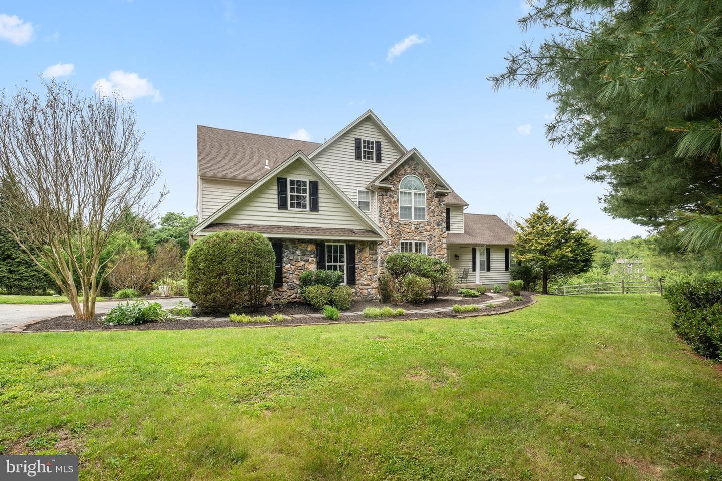 592 W Creek Road photo 47