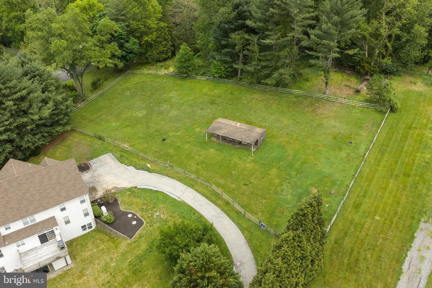 592 W Creek Road photo 51