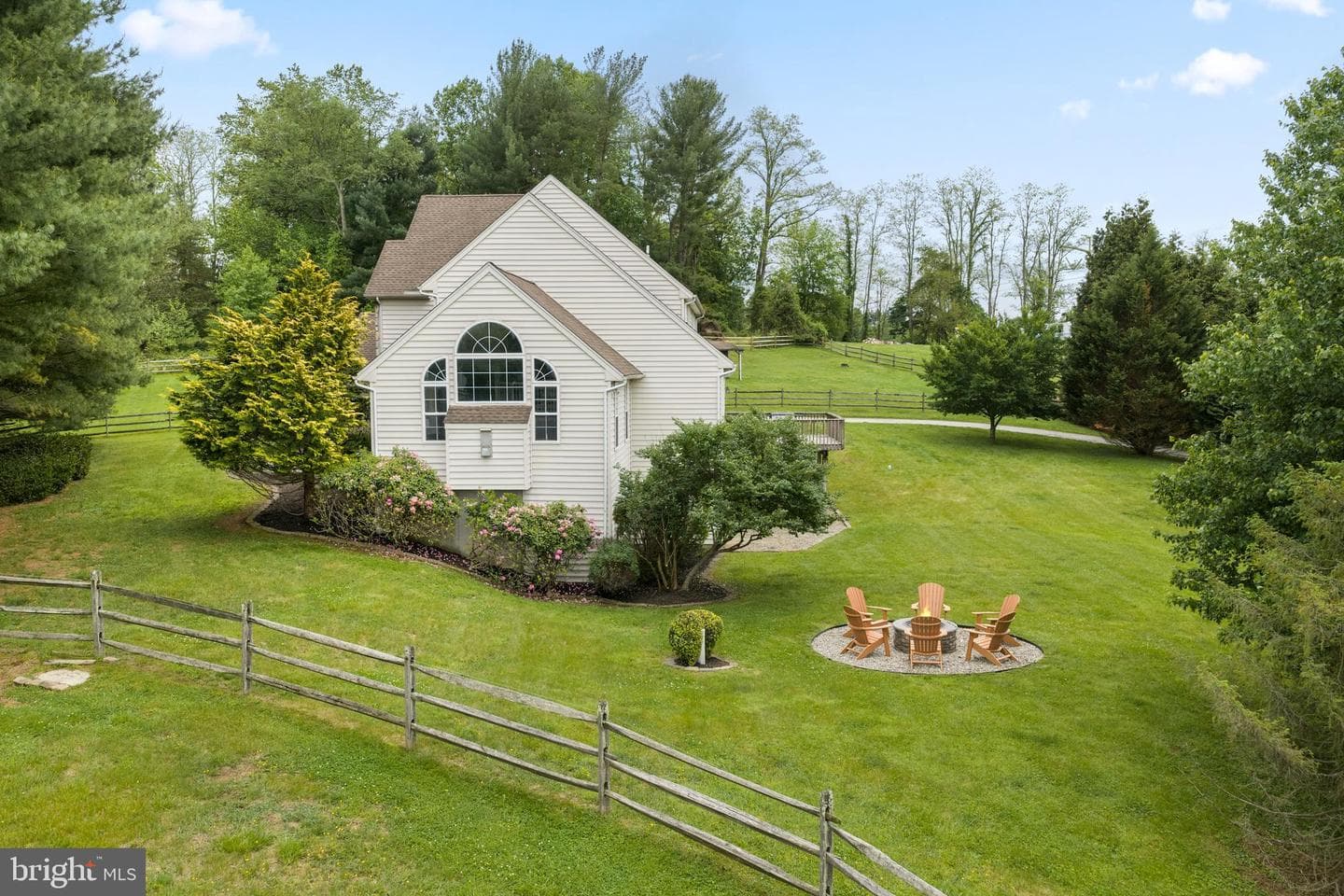 592 W Creek Road photo 59