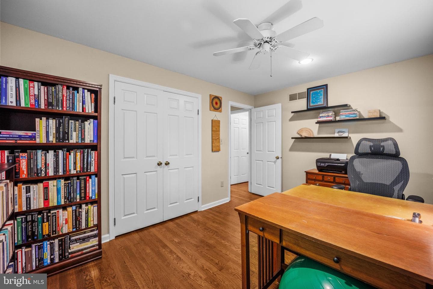 913 Heather Lane photo 24