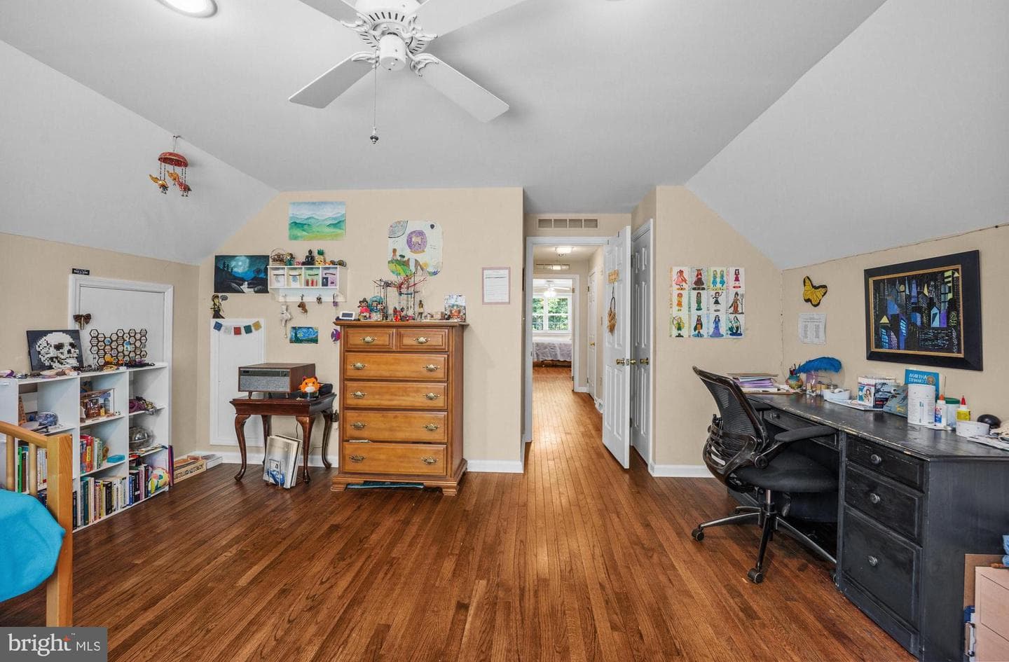 913 Heather Lane photo 32