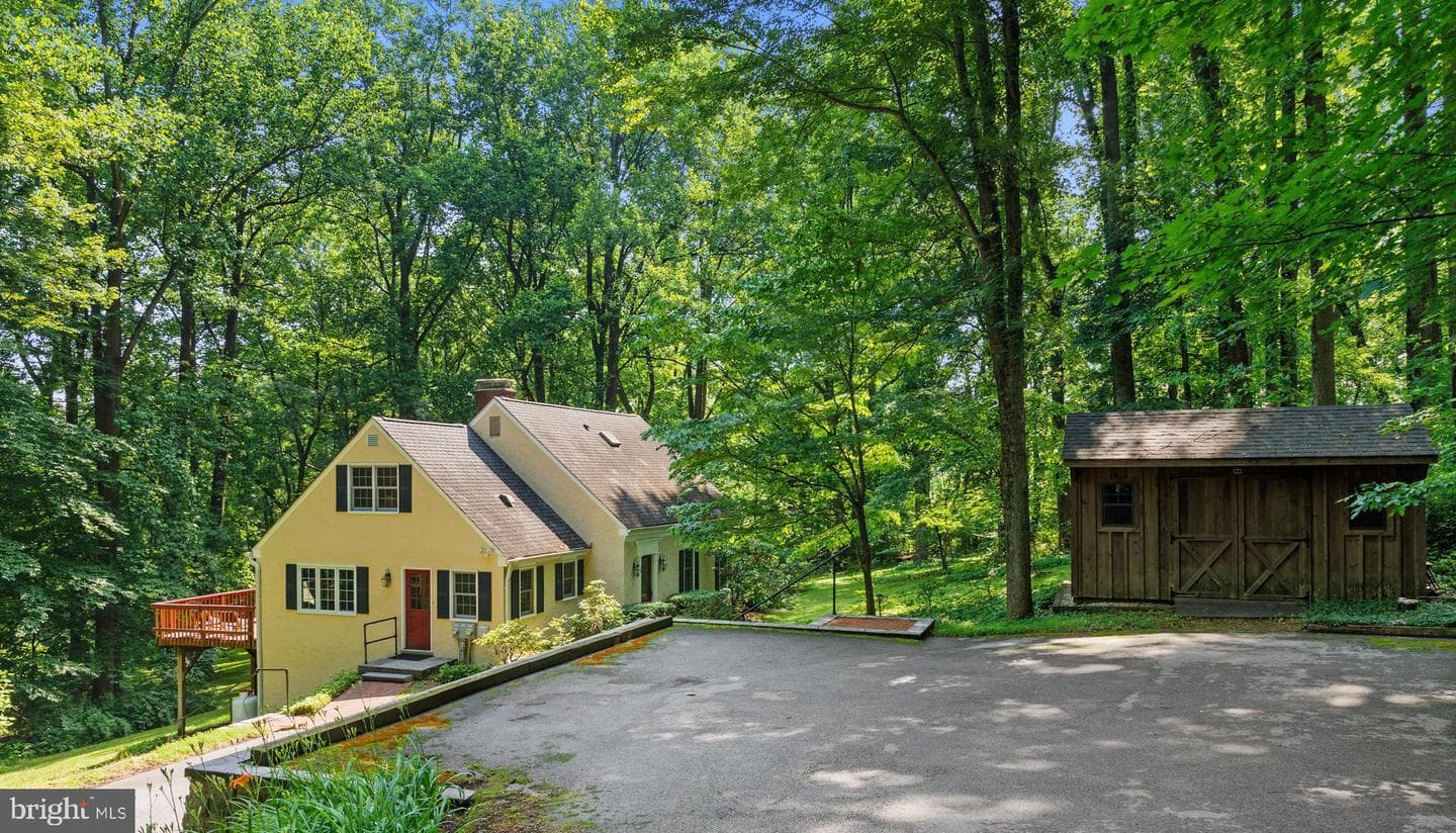 913 Heather Lane photo 41