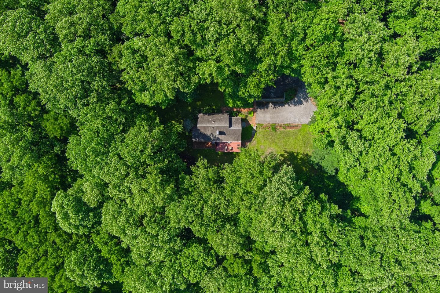 913 Heather Lane photo 44