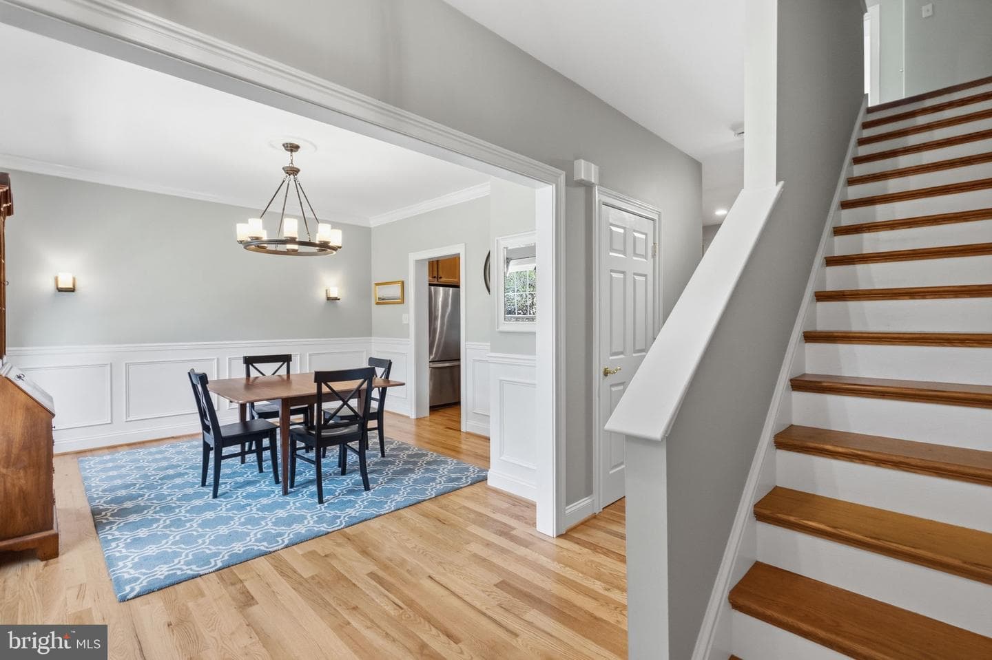 308 E Mulberry Street photo 4