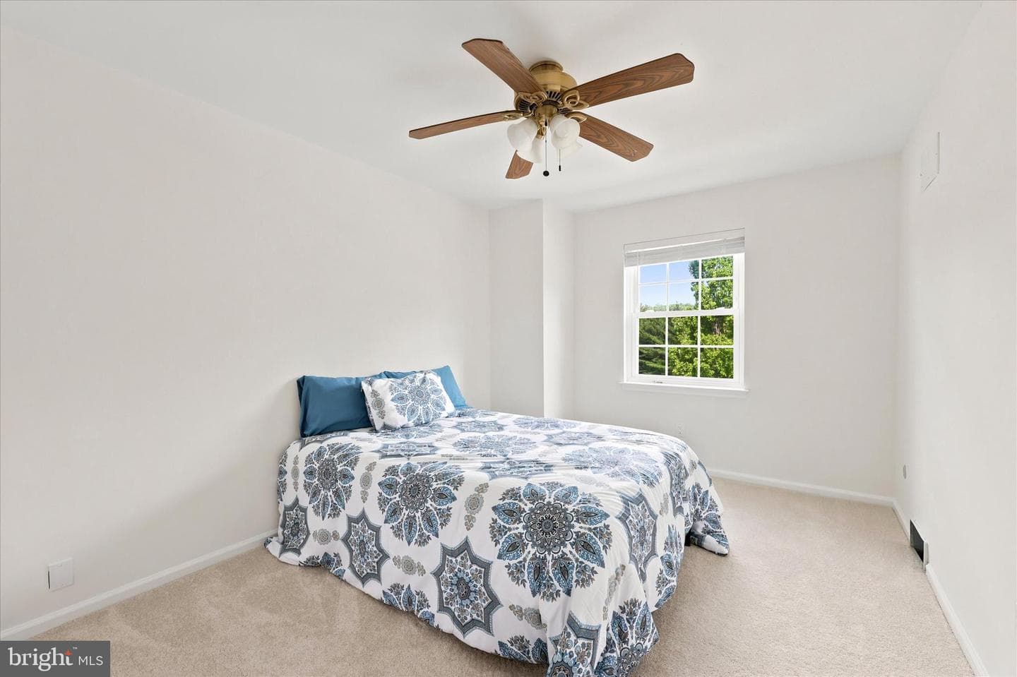 301 Gwynedd Court photo 20