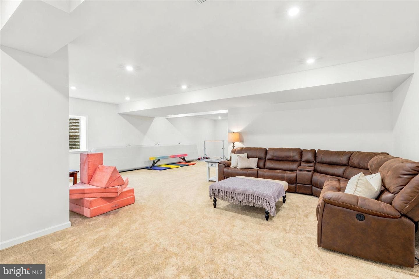 103 Janine Way photo 40