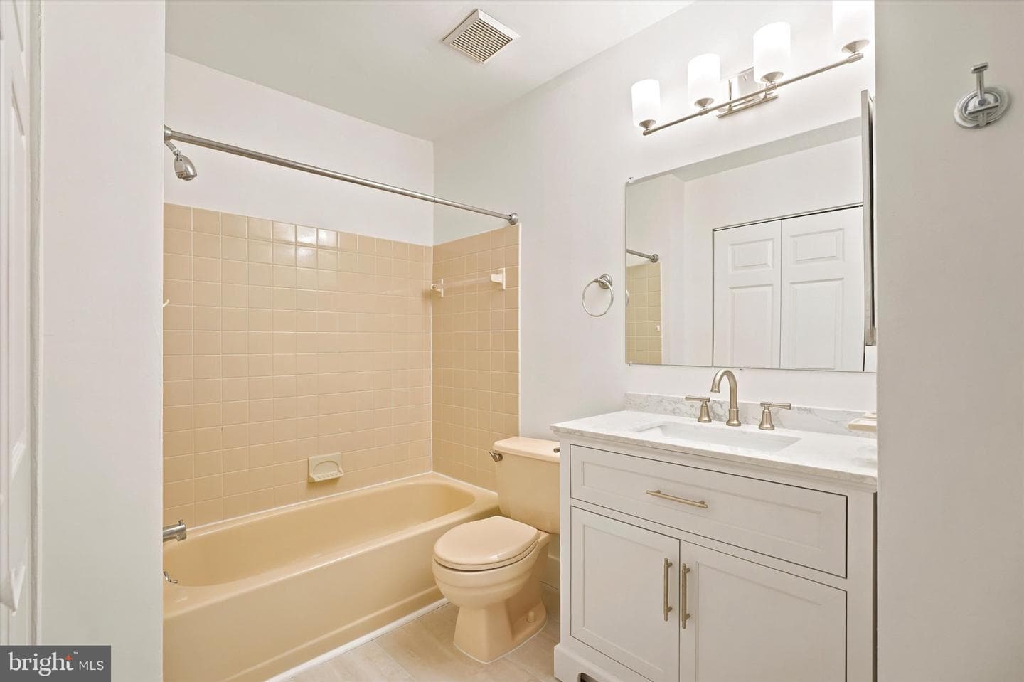 101 Elgin Court #363 photo 21