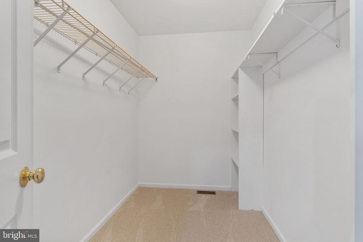 177 Stewarts Court photo 20
