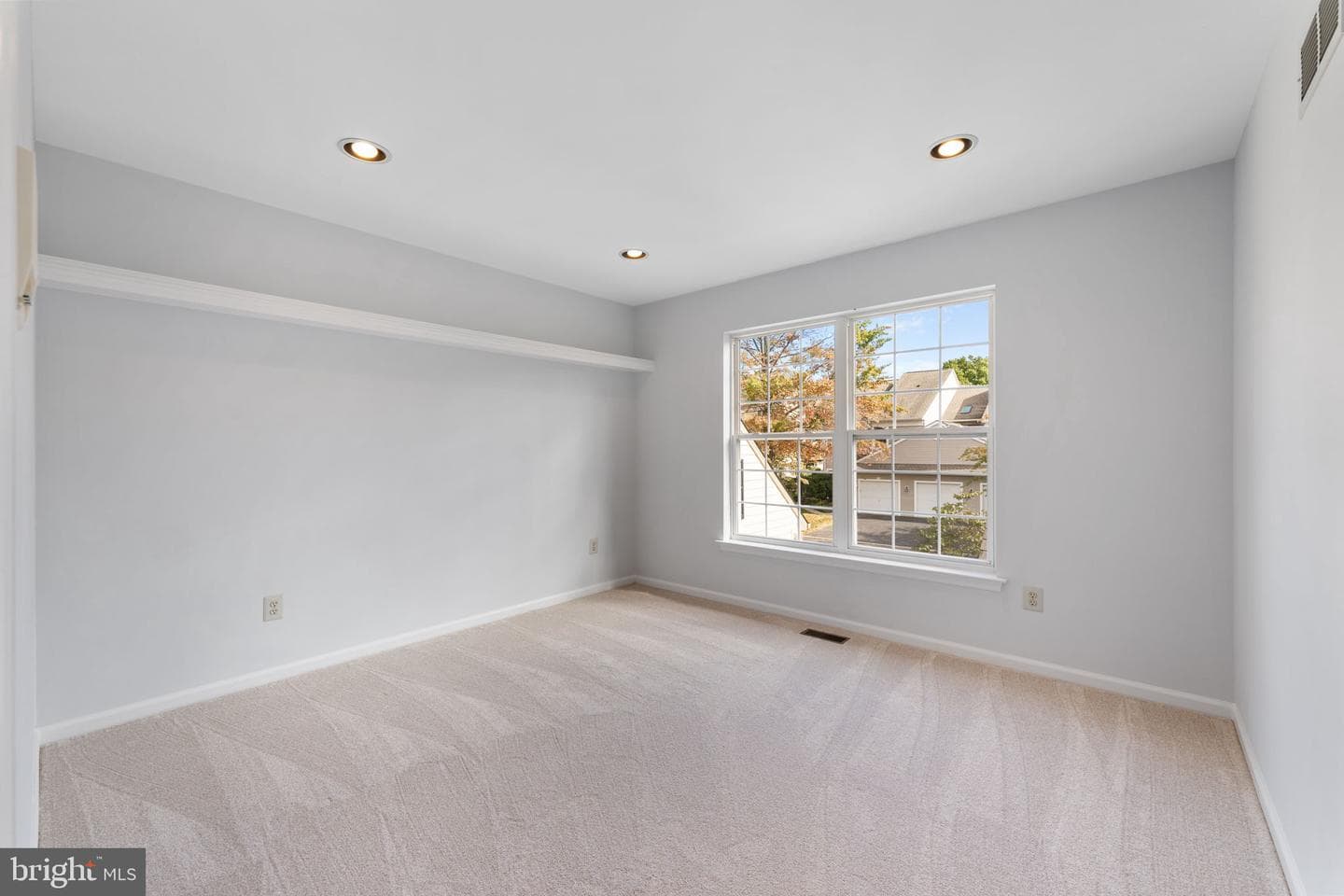 177 Stewarts Court photo 23