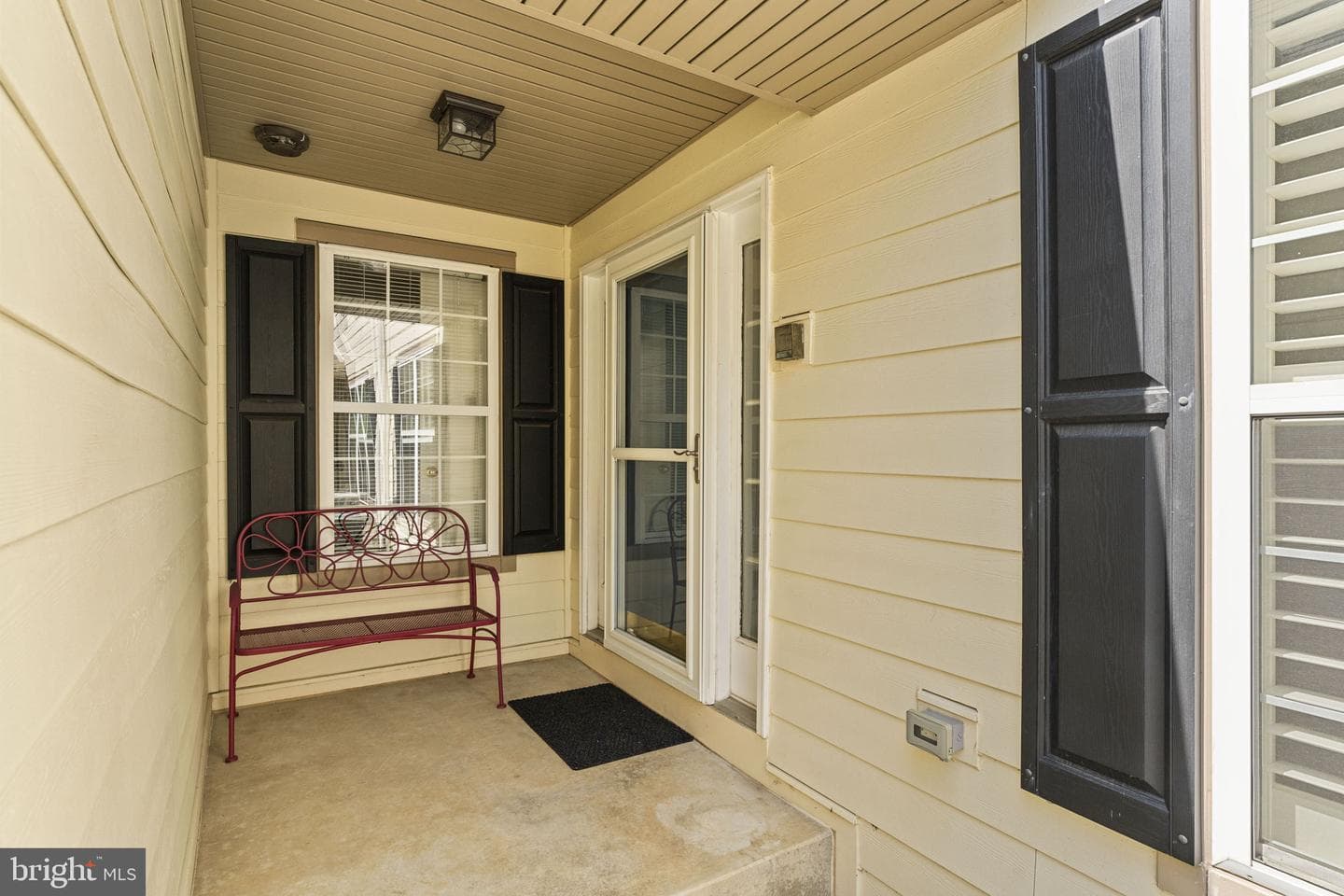 177 Stewarts Court photo 3